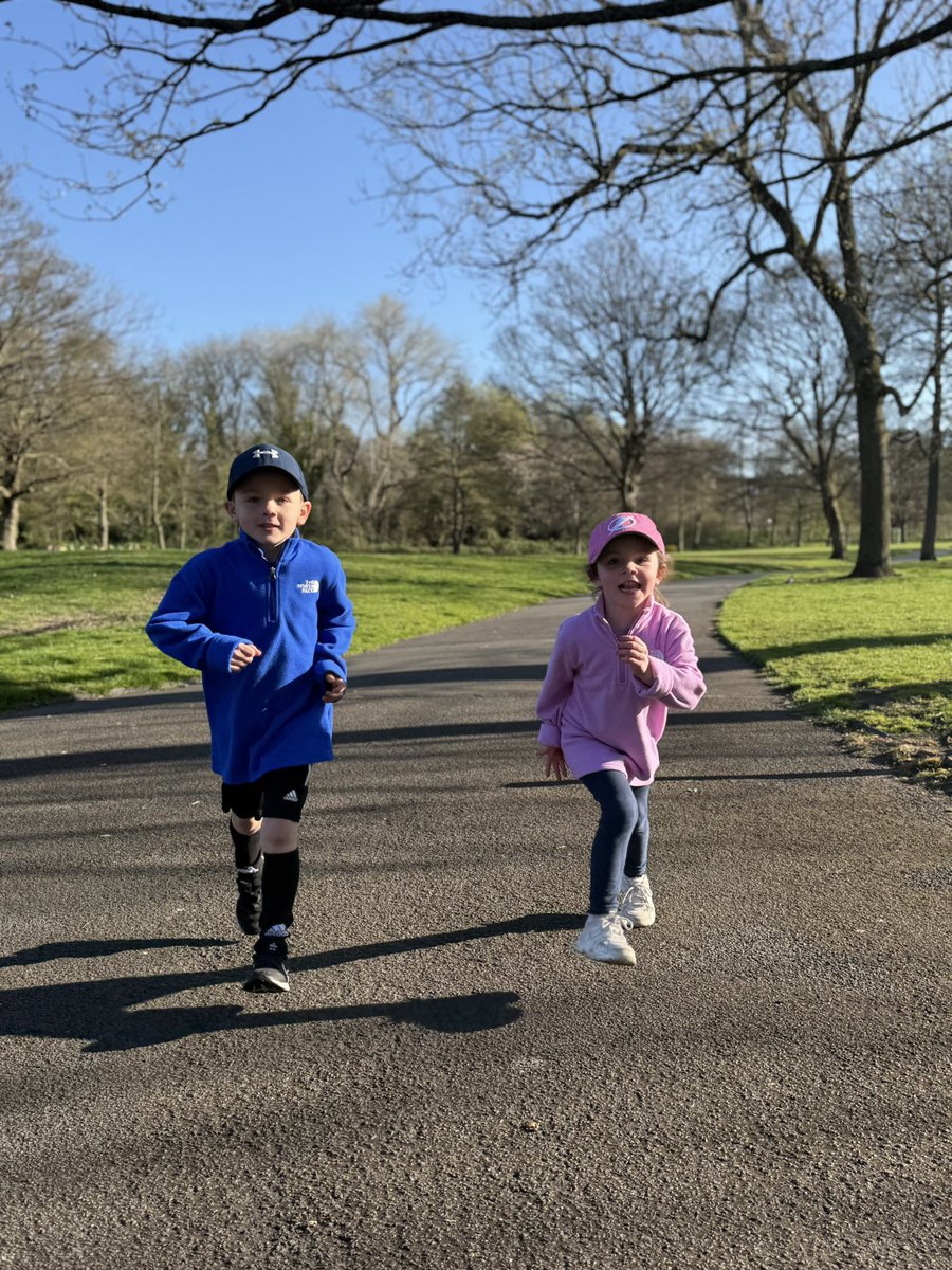 LeanneLMB's tweet photo. Theo has been busy with lots of different activities for health and fitness fortnight! #gardenathletics #cricket #parkrun #cycling #BroadoakHFF25 @Broadoak_PE @Broadoak_Year3 https://t.co/kUbTeEeipd