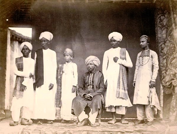 Gujarat History (@gujarathistory) on Twitter photo 160 years old photo of a group of Muslim students of Lord Harris School at Royapettah in Chennai in Tamil Nadu was taken in 1865 AD. 160 years old photo of a group of Muslim students of Lord Harris School at Royapettah in Chennai in Tamil Nadu was taken in 1865 AD.