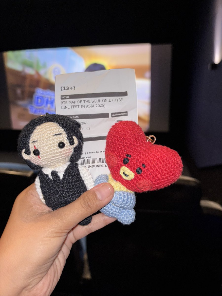 bae˚⏾˚。⋆ tweet media