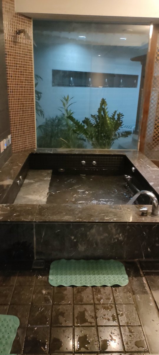 現主時 徵一對夫妻情侶一起同房玩樂有嗎？ 沒有可單男報名