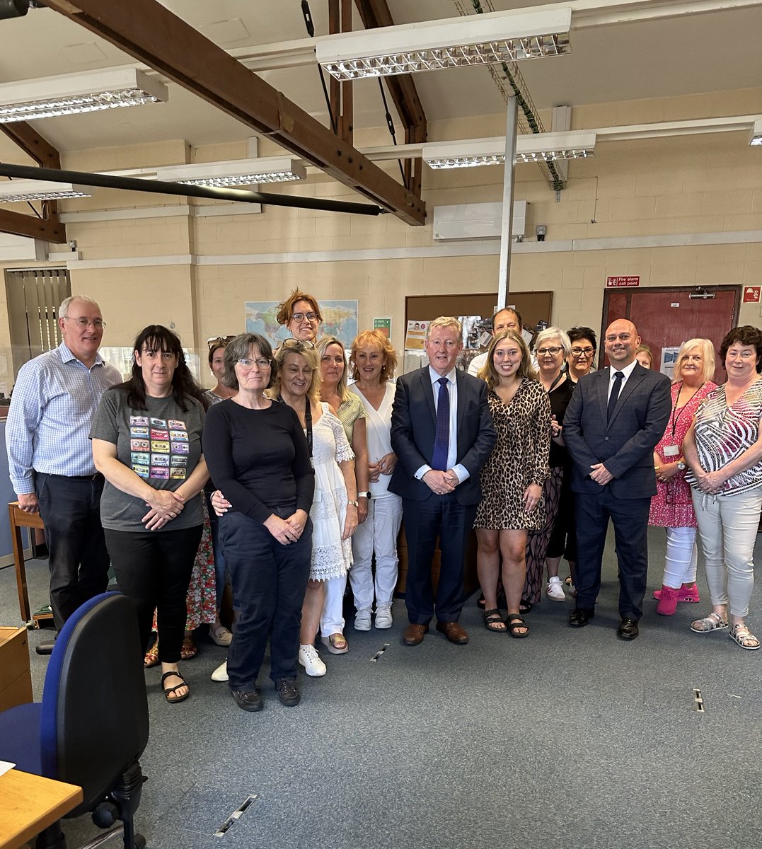 SeanCanney's tweet image. A pleasure to visit the Department of Transport offices in Shannon this week.
It was wonderful to meet Tim Scully, Chief Information Officer and other senior management and staff.