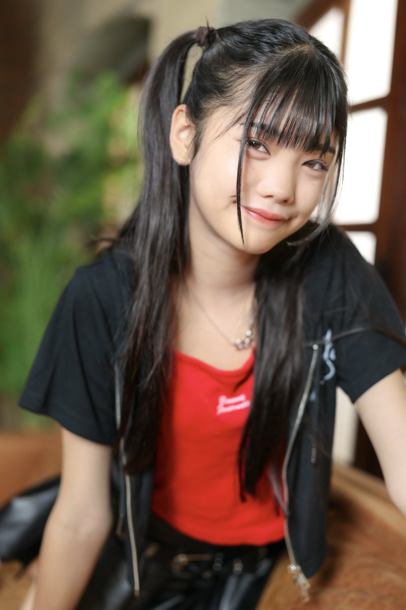 nijikaちゃん🌈💛 個撮② @nijika0430 #nijika #happyfleurs #はぴフル