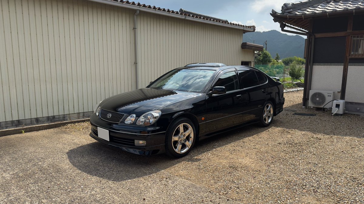 毎日暑いですね、、、
キャンバス(軽自動車)のエアコンでは冷えないので普通車生活です😅🥹😊