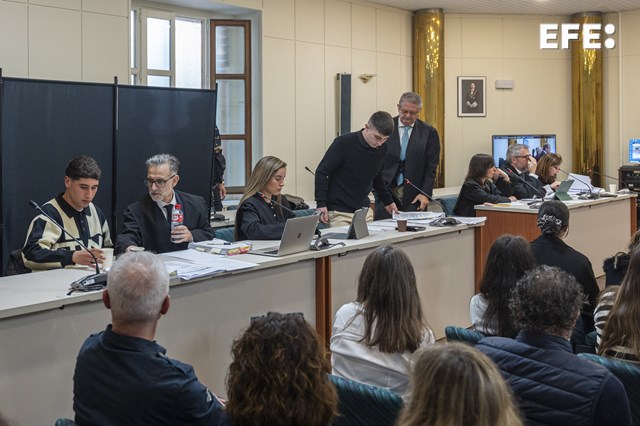 La Audiencia de Cantabria celebrará este viernes la vista de apelación por el recurso de los dos jóvenes condenados a once años de prisión por el homicidio de otro joven en el apeadero de Boo de Piélagos.