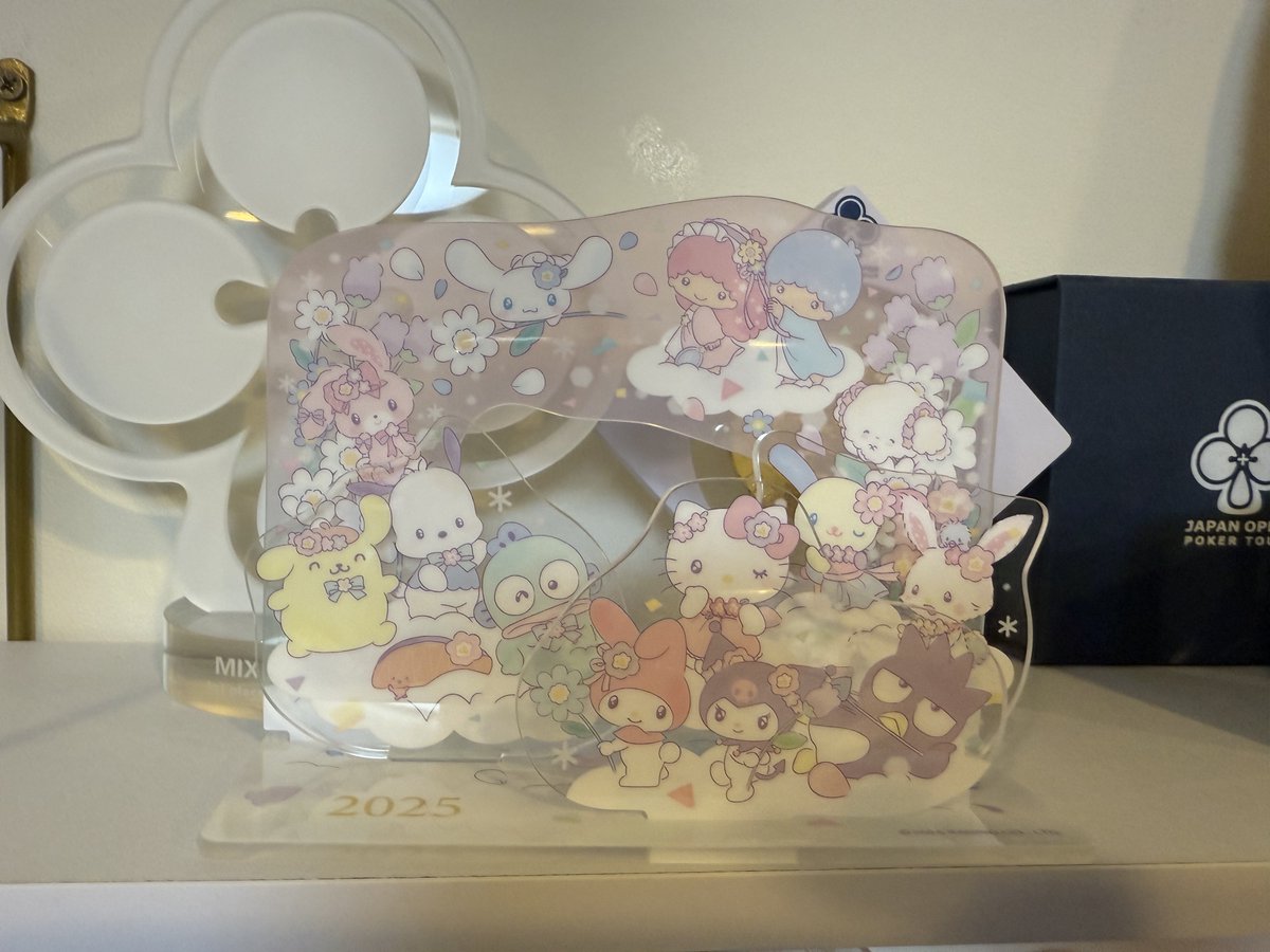 サンリオ　株主優待　アクリルスタンド サンリオ株主優待アクリルスタンド 娘が喜んでよかったw