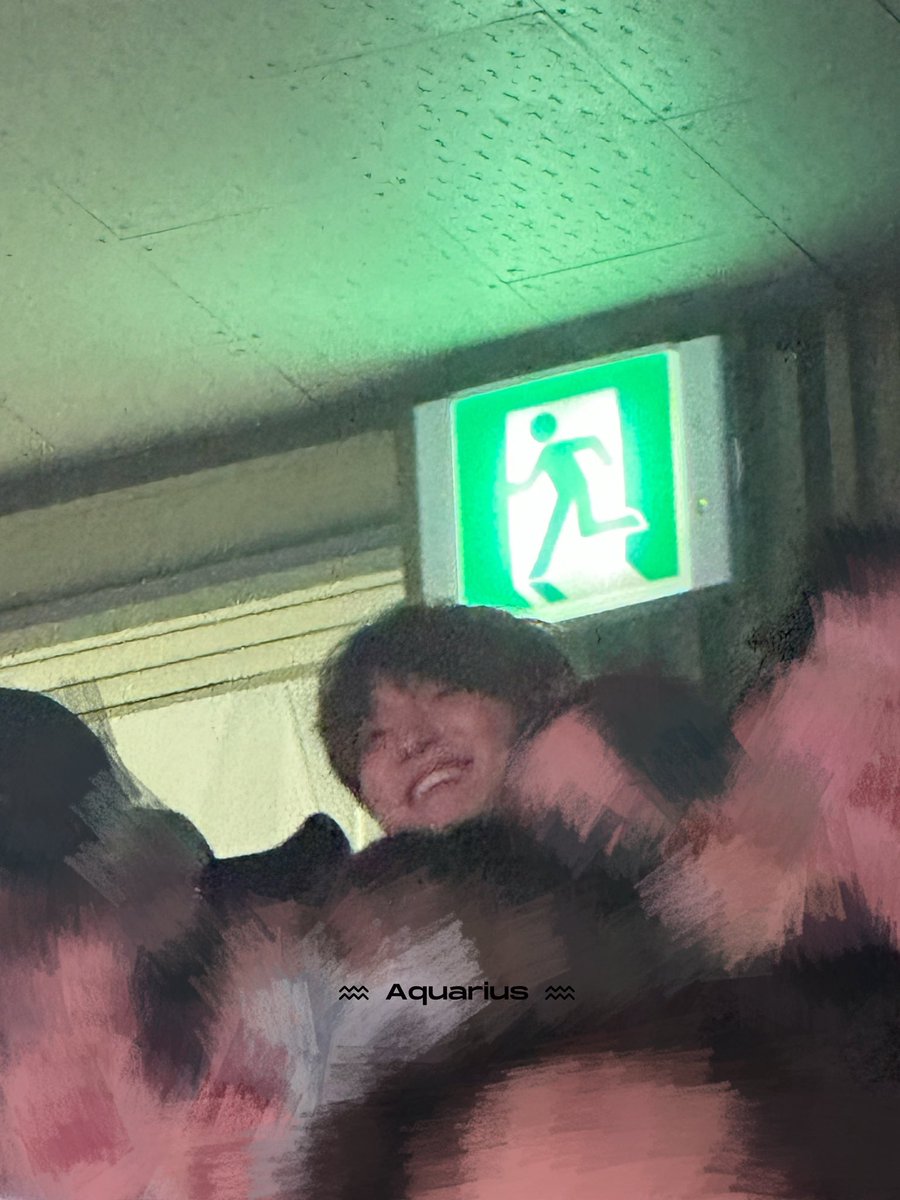 250713 HxW FANCON #정한 #디노 

jeonghan and dino sightings today 💘