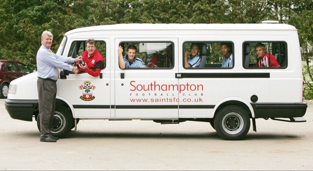 Timmsy007's tweet photo. @LukeShaw23 @theowalcott is this you guys in the mini bus? That’s my Dad handing over the keys 🥰 https://t.co/TprzODAZYB