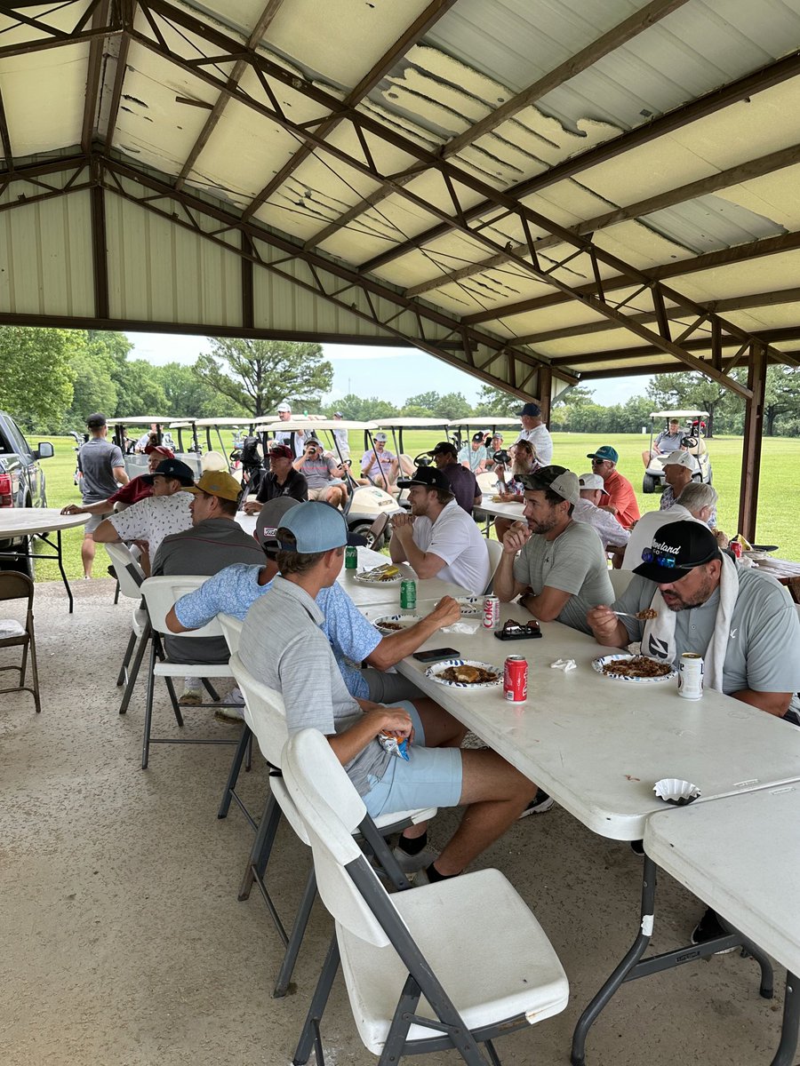 Alma_golf tweet media