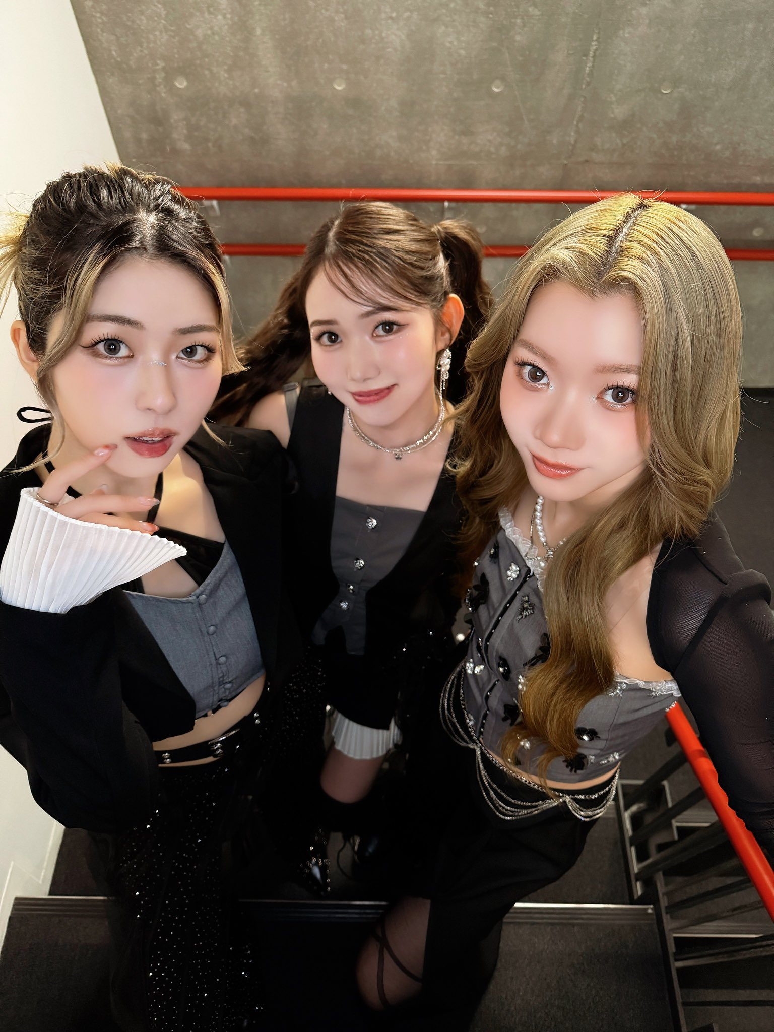 坂口梨乃　釼持菜乃　田中優希　IS:SUE kcon cafe RIN（会田凛）・NANO（釼持菜乃）・YUUKI（田中優希）・RINO