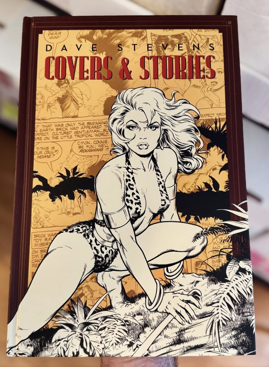 Picked up this SDCC hardcover variant from another collector in the Dave Stevens fan group on Facebook.