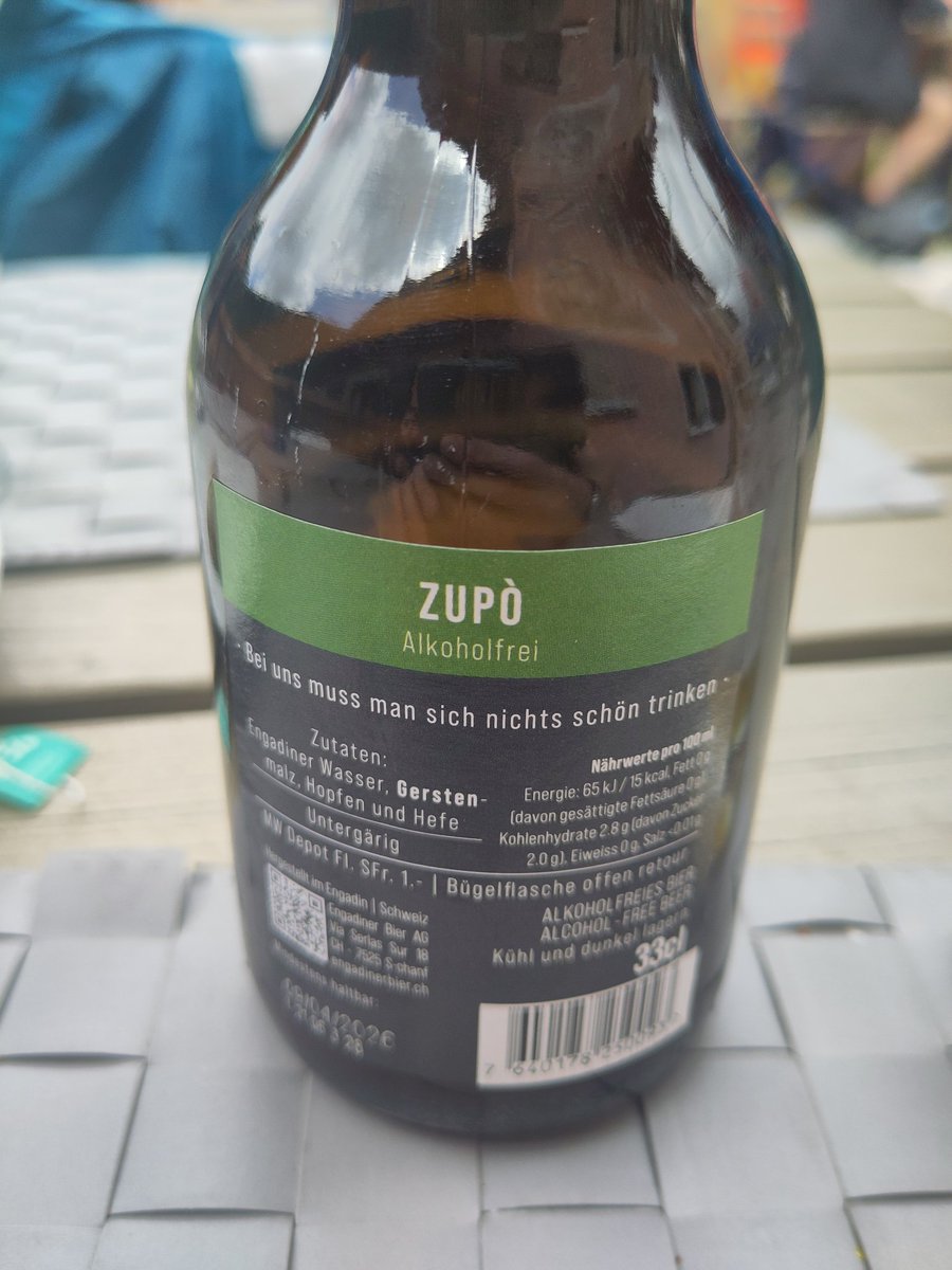 Bei uns muss man sich nichts schöntrinken" wirbt die Engadiner Brauerei. <a href="/cybersan/">cybersan</a>