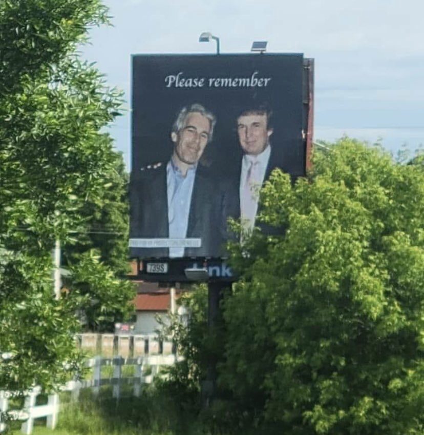 Morning #Maga Christians.

This is your daily reminder that Trump raped children with Epstein.

Happy Sunday.

#TrumpPedoFiles