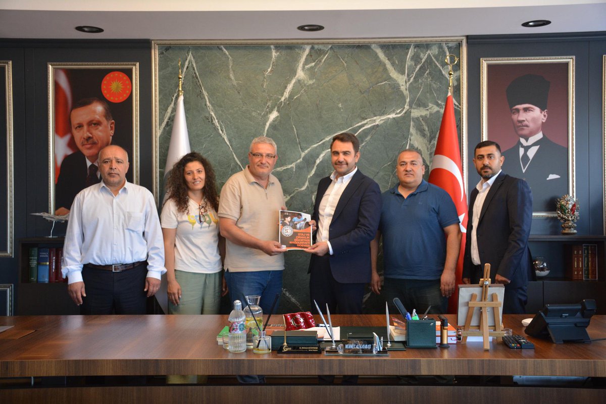 🅰️VŞA®️🏹 (@erkanav4006) on Twitter photo Avrupa’da yapılan StajÇıraklık başlangıç tarihi kabul edilirken Türkiye’de yapılanlar kabul edilmiyor.
Bu çifte standarda son verilsin istiyoruz’
<a href="/RTErdogan/">Recep Tayyip Erdoğan</a>
<a href="/Akparti/">AK Parti</a>
<a href="/MucahitArinc/">Ahmet Mücahit Arınç 🇹🇷</a>
<a href="/drmuhammedadak/">Dr. Muhammed Adak</a>
<a href="/farukkilic47/">Faruk Kılıç</a>
Bizi Nezaman Duyacaksınız
#StajyerÇırakKızılcahamamdanÇözümBekliyor Avrupa’da yapılan StajÇıraklık başlangıç tarihi kabul edilirken Türkiye’de yapılanlar kabul edilmiyor.
Bu çifte standarda son verilsin istiyoruz’
<a href="/RTErdogan/">Recep Tayyip Erdoğan</a>
<a href="/Akparti/">AK Parti</a>
<a href="/MucahitArinc/">Ahmet Mücahit Arınç 🇹🇷</a>
<a href="/drmuhammedadak/">Dr. Muhammed Adak</a>
<a href="/farukkilic47/">Faruk Kılıç</a>
Bizi Nezaman Duyacaksınız
#StajyerÇırakKızılcahamamdanÇözümBekliyor