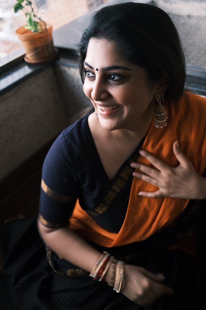 mohan_manjima's tweet image. 🧡