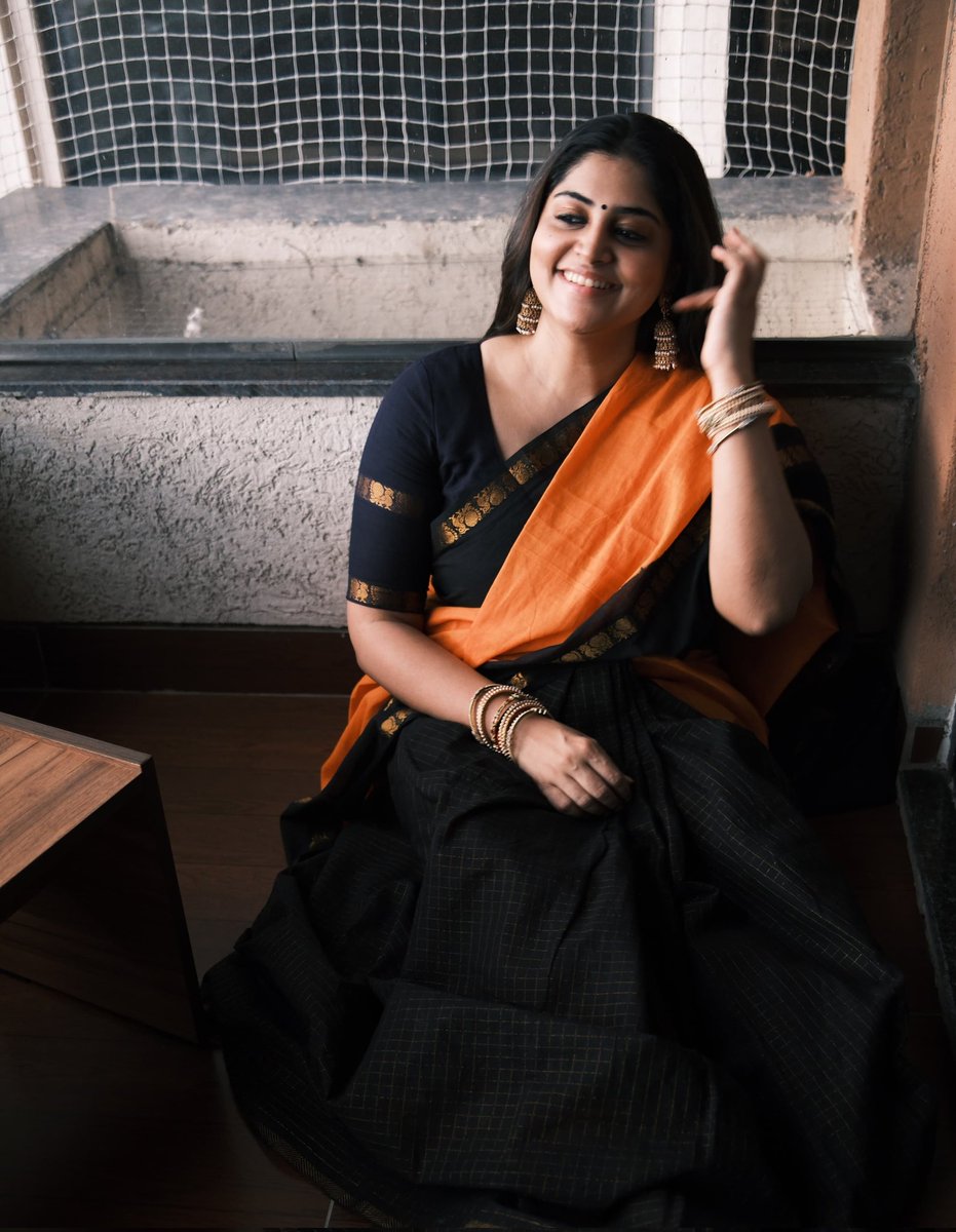 mohan_manjima's tweet image. 🧡