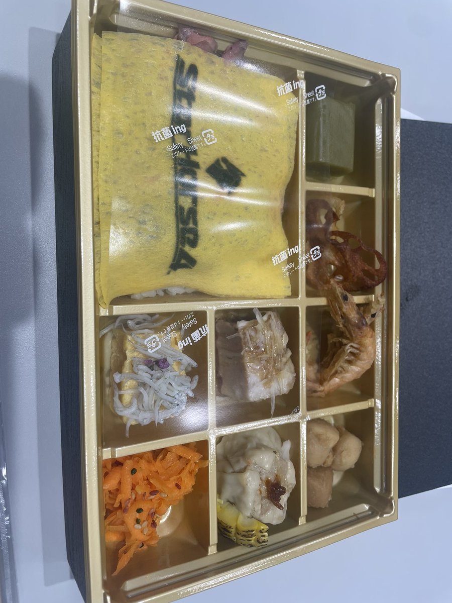 hisaピー tweet media