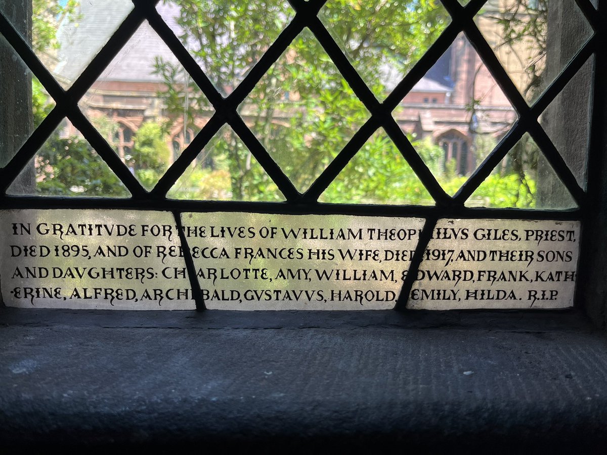 ChesterTours's tweet image. The Chester Tour at 10.30 and 2pm every day will give lots of fascinating info about this historic city - but a walk round Chester Cathedral s cloisters after will have you shouting How Many? Meet at the Town Hall. Tickets: chestertours.org.uk or pay cash