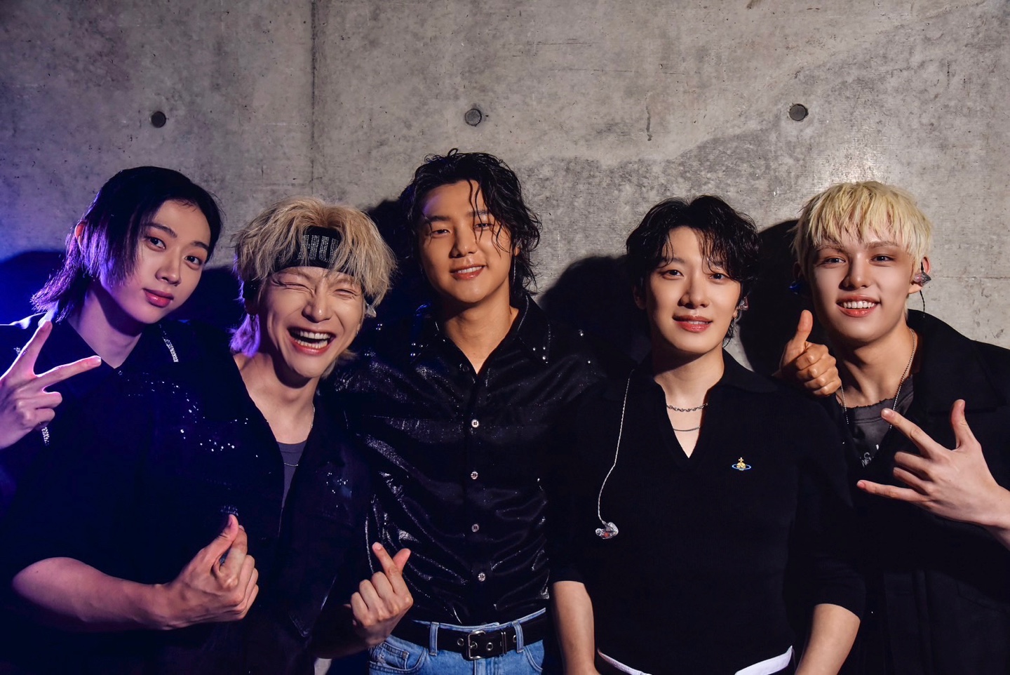 FNC BANDKINGDOM 2025 CNBLUE セット Gu6BUE2WYAAadMW.jpg
