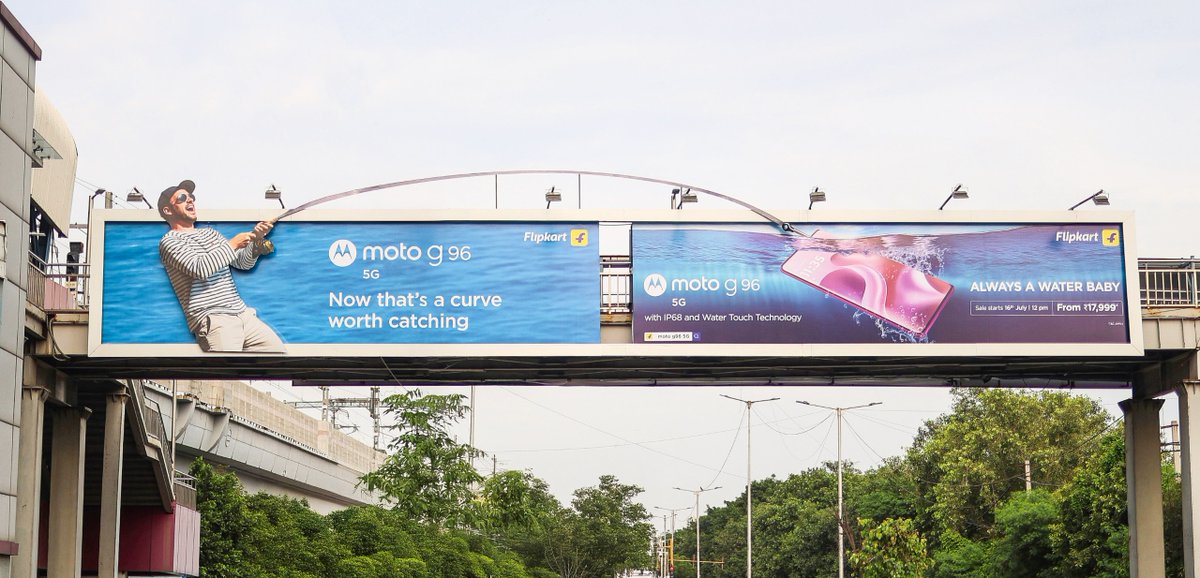 Caught myself staring at a billboard like it was a masterpiece but so was their phone!
#MotoG96 with IP68, 50MP Sony-LYTIA™️ Camera and water touch technology seems unreal!
#MotoG96onFlipkart drops on 16 July, 12 PM #AllEyesOnYou