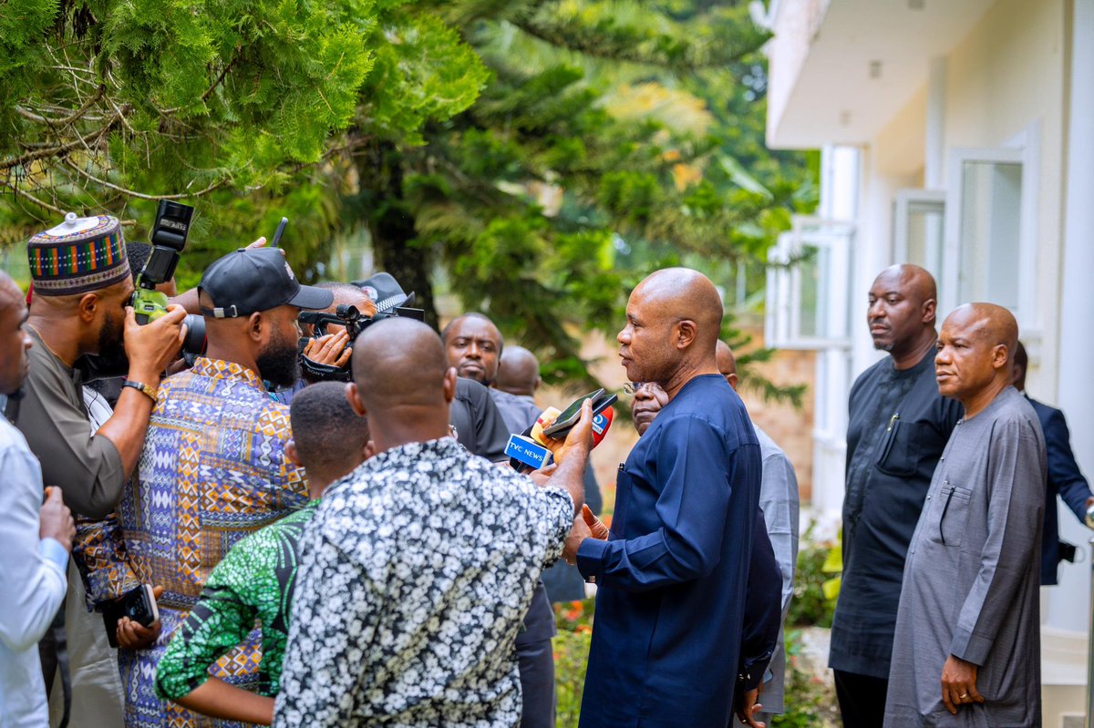PNMbah's tweet image. Yesterday, I visited my brother, Governor Alex Otti, in his country home in Abia State.
Leadership can sometimes feel like an echo chamber, so it’s refreshing and productive to step out, compare notes, share ideas, and exchange perspectives.
I commended Governor Otti for the…