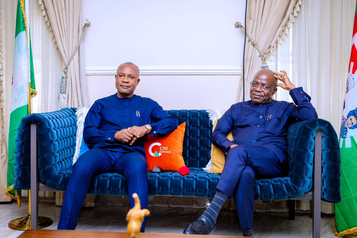 PNMbah's tweet image. Yesterday, I visited my brother, Governor Alex Otti, in his country home in Abia State.
Leadership can sometimes feel like an echo chamber, so it’s refreshing and productive to step out, compare notes, share ideas, and exchange perspectives.
I commended Governor Otti for the…