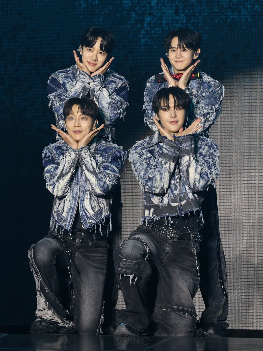 미넹 tweet media