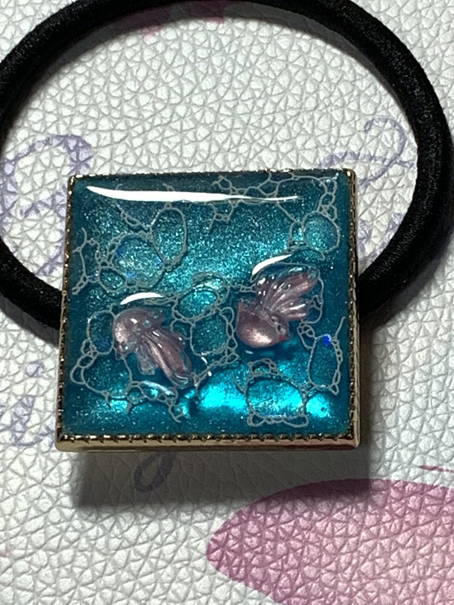 【1187】レジン　マトリカリア　ヘアゴム　ポニーフック　ブロ―チ　ハンドメイド 1633】レジン マトリカリア ヘアゴム ポニーフック ブロ―チ ハンドメイド