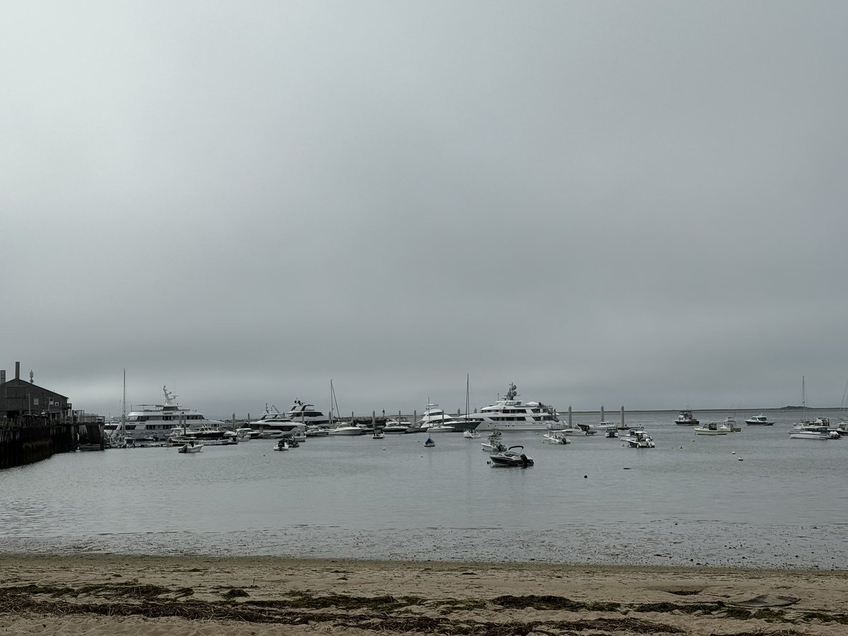 coachNicodemo's tweet image. Ptown for the week! π§ΈπΆπ