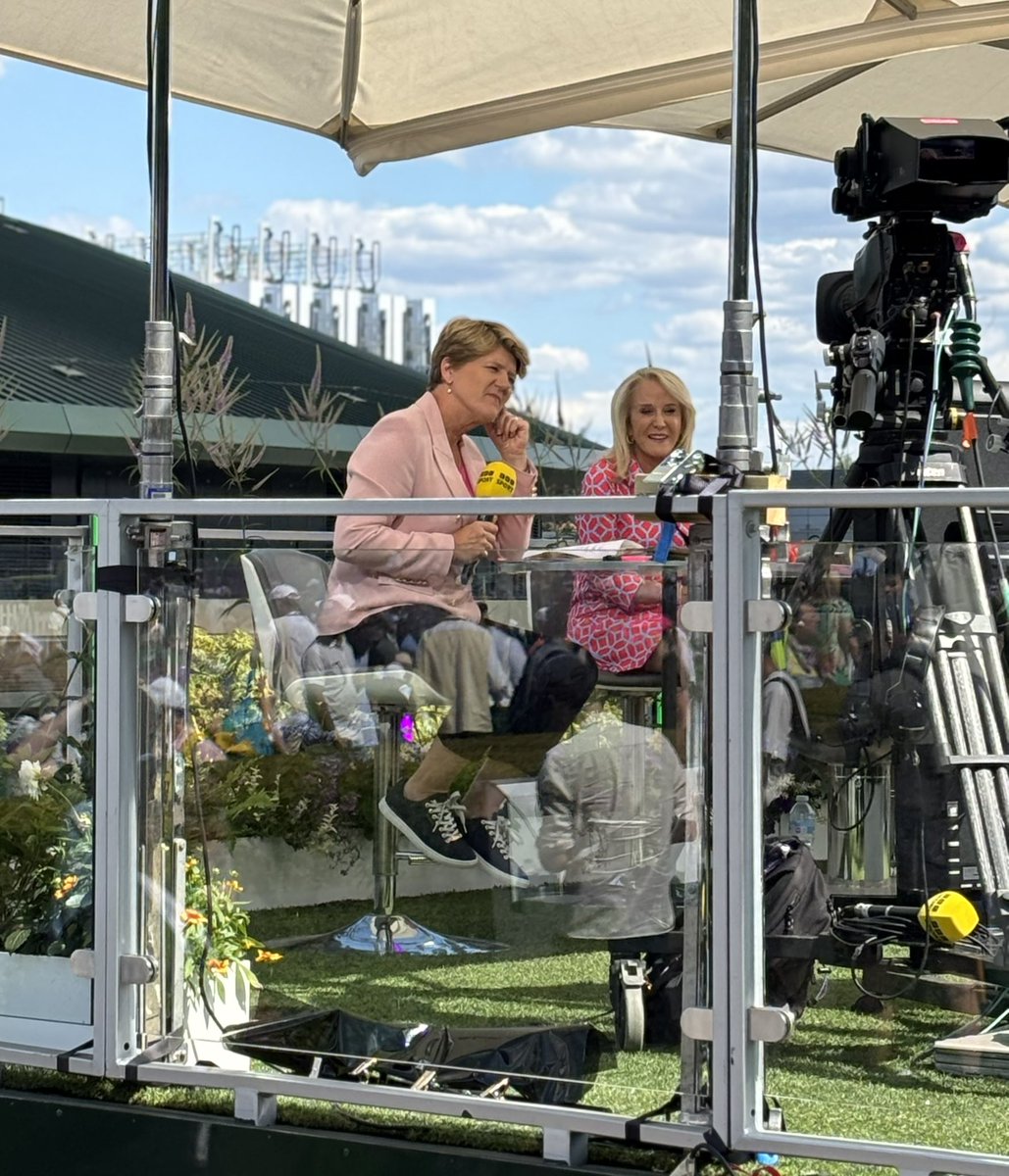 wimbledog's tweet image. As the circus leaves town for another year, I am reminded it can be both fun (bonus Clare Balding / Tracy Austin celebrity spot) and a massive headache (how would anybody ever get a wheelchair or pram past all those Lime bikes?!). #Wimbledon