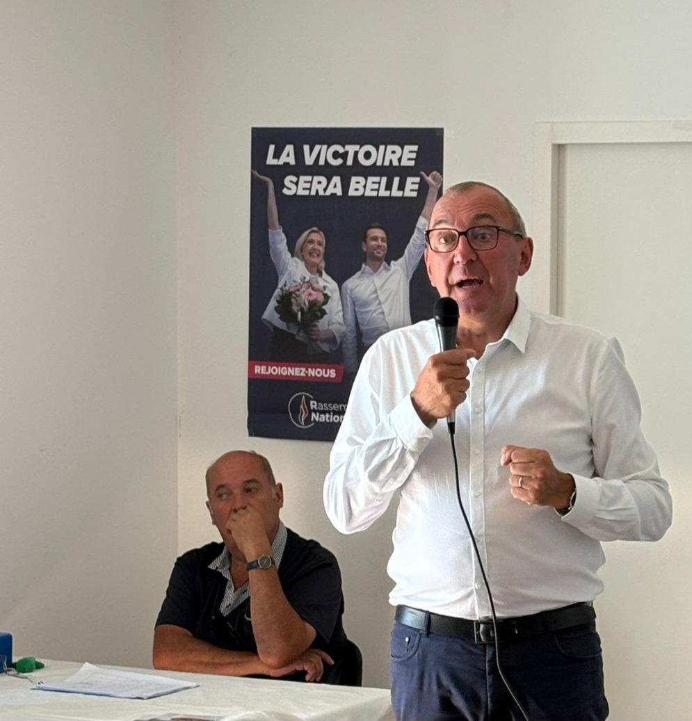 GillesPennelle's tweet photo. Un grand merci à @ReneeThom29 , Déléguée Départementale du RN du Finistère pour l'organisation de cette réunion de mobilisation et de convivialité au cœur de la ruralité bretonne.
La Bretagne est maintenant une terre d'élection.
Saluons en priorité les militants qui combattent depuis des années, dans de grandes difficultés, pour obtenir nos excellents résultats actuels. 
@GuihotVieiraNat
