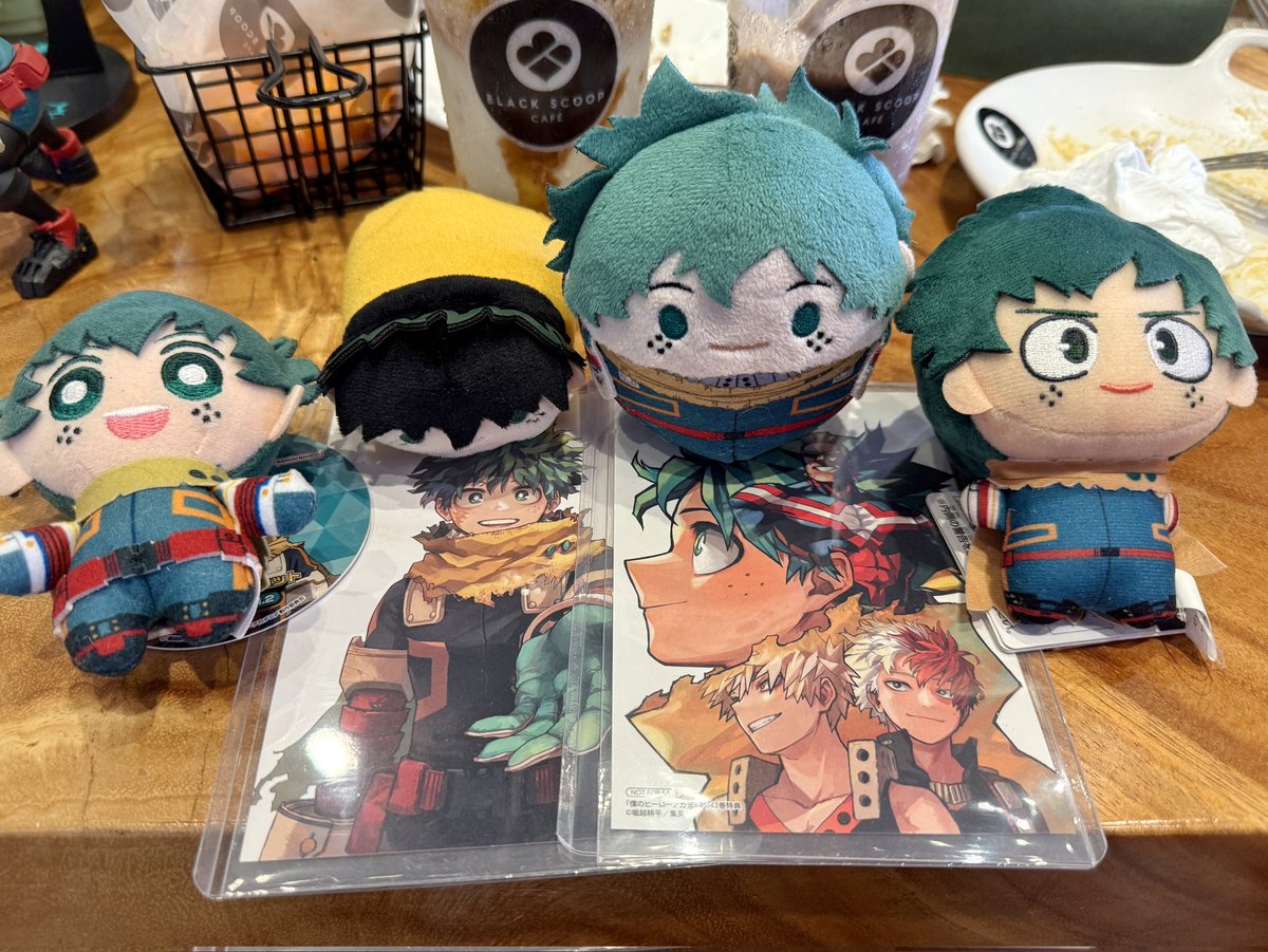 veeridescence's tweet photo. LABYU NAK i fought my social anxiety to celebrate your existence with people who also love you very much ♡

#LuckyDekuSyndrome @715cafe 🍀 https://t.co/QYoKRNrGGI