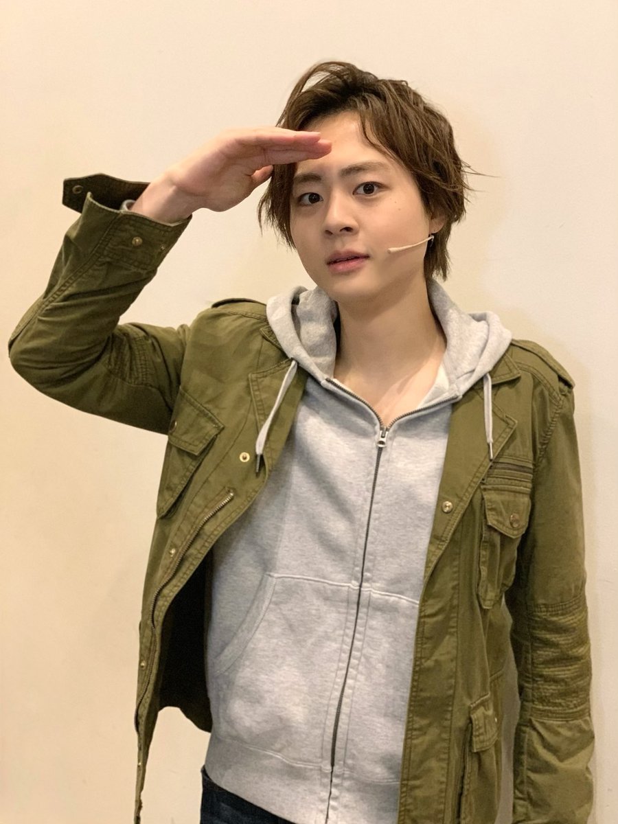 jr_official_X's tweet photo. 【 🎪Theater 】

#岡佑吏 が出演する松岡昌宏さん主演舞台
『 家政夫のミタゾノ THE STAGE　レ・ミゼラ風呂 』
本日 宮城にて大千穐楽を迎えました🫡💛

謎かけに大喜利に…岡佑吏ならではの雀原順はいかがでしたでしょうか？🫧🛁

たくさんのご来場、ご声援ありがとうございました🫳🏻💓

#AmBitious
#家政夫のミタゾノ
