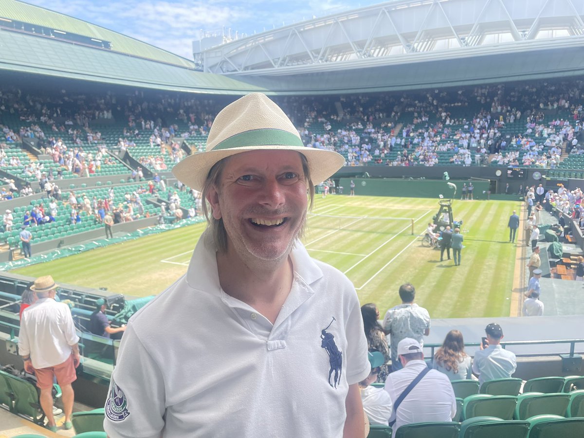🎾 Back at SW19 for finals day. Another lovely day!

#Wimbledon