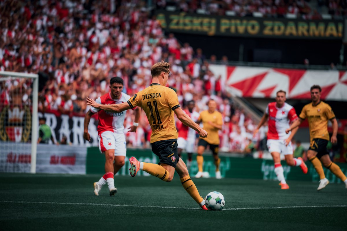 DynamoDresden's tweet photo. ⏰ 45'+1 Pause! In einem spannenden und ausgeglichenen Testspiel geht es torlos in die Halbzeitpause #SLASGD 0:0 #sgd1953 https://t.co/DBRYE4r8tZ