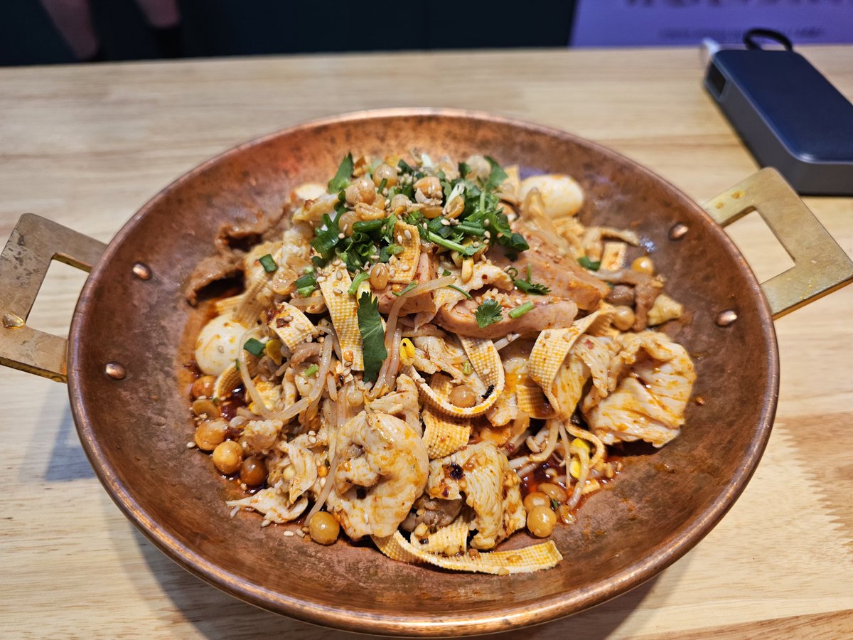 NumDistortion's tweet image. 小县城治好了我的舞萌焦虑+@MrYANFD