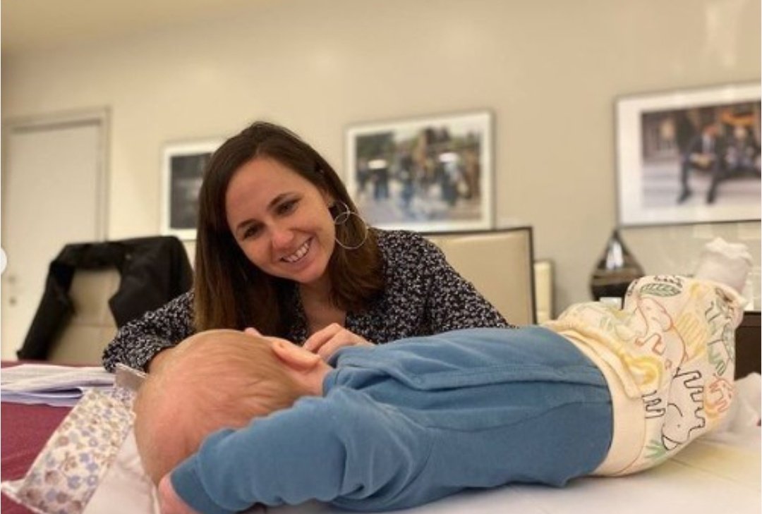 -He hecho un amigo nuevo que mataba niños como tú, cariño.