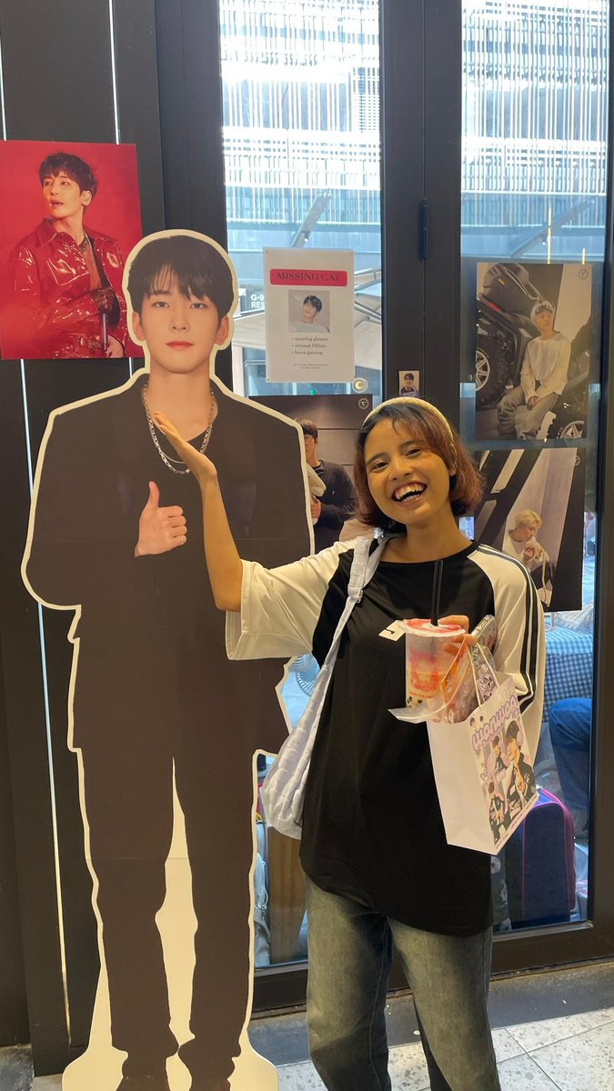 fiiiqawoo's tweet photo. Say Hi to this carat maybe you guys saw me on the hybe cine fest kpop rod HEHEHE I had so much fun spending my time at #GameToWon ^^ https://t.co/yR2bd3w1GF
