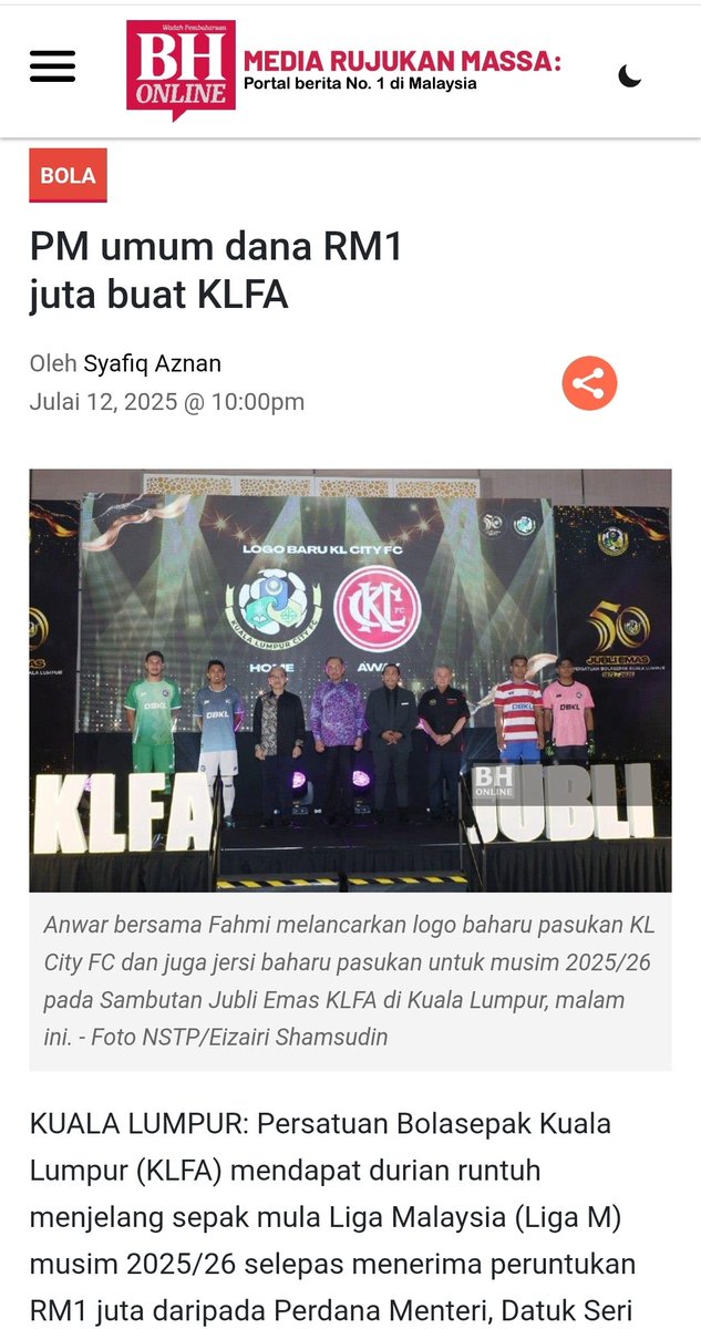Syedamier_SKA's tweet photo. Ketika membaca berita mengenai peruntukan RM1 juta oleh YAB Perdana Menteri kepada KLFA, aku teringat balik kepada satu penulisan yang telah aku siapkan hampir setahun yang lalu. Masih belum pernah aku terbitkan.

1/4 https://t.co/66bAZeG6kh