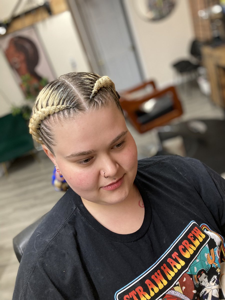 BigBodyFluff's tweet photo. Need a sponsor for my salon suite  @BigBodyFluff On IG 🫶🏻 https://t.co/M5Gqb1NmBA
