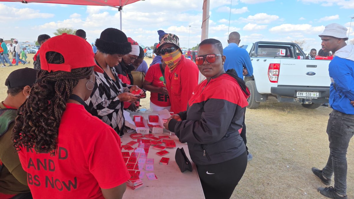 EFF_Limpopo's tweet image. ♦️Happening Now ♦️
EFF Polokwane Ward 13 BCT distributing membership cards to the Polokwane ward 13 members.
#VoteEFF