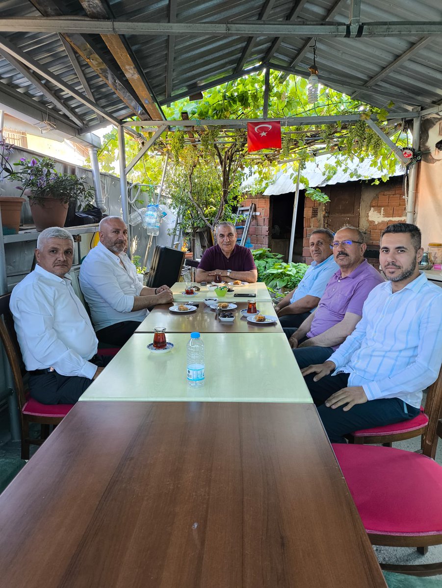 Teşkilat çalışmaları kapsamında Yukarı Hereke,Cumhuriyet ve 17 Agustos mahalleleri Körfez Belediye Koordinatörü Cengiz Öztürk,İlçe Başkan yardımcımız Sebahattin Doğan ve Mahalle Başkanlarımızla birlikte Hac,Umre ve Hasta Ziyaretleri gerçekleştirdiler.