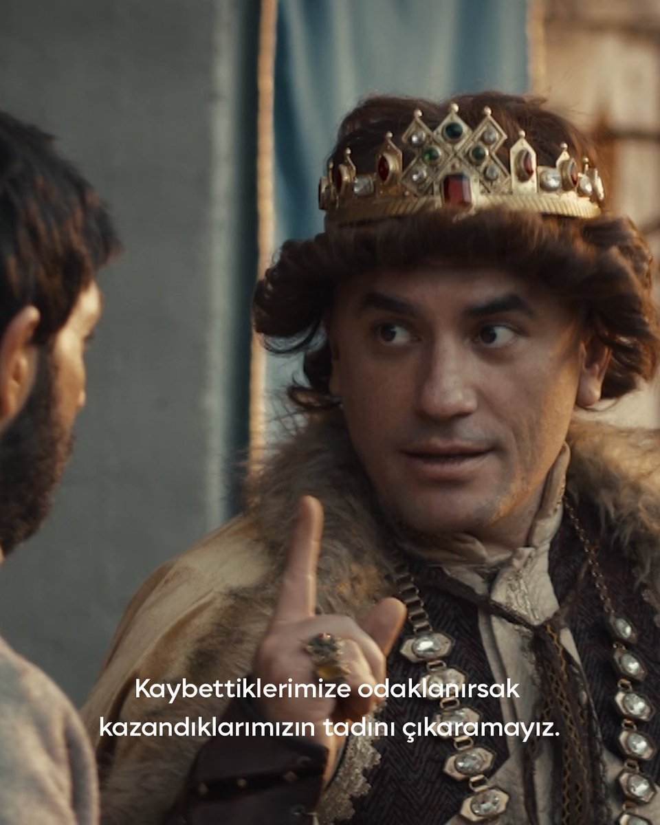 Kaybettiklerimize odaklanırsak kazandıklarımızın tadını çıkaramayız. 🤴 🦋