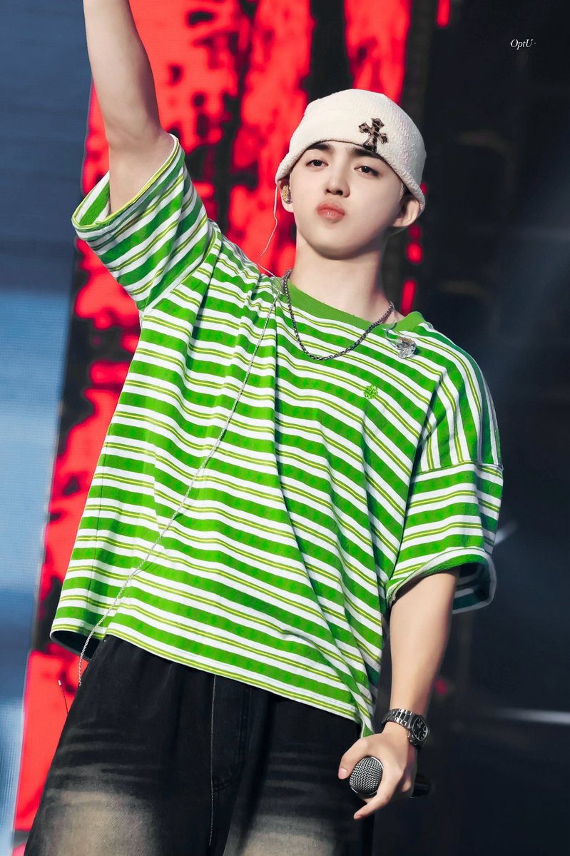 OptUScoups's tweet image. 250713
#에스쿱스 #SCOUPS
#승철 #최승철
#세븐틴 #SEVENTEEN
@pledis_17