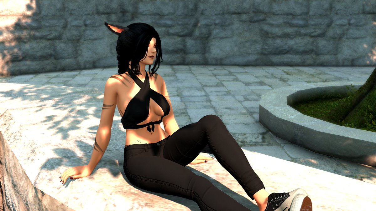 sophie_catgirl's tweet photo. Sleepy Sunday
#gpose #gposer #ffxivgpose #miqote #ffxivgposing https://t.co/WCKvpbkR6U