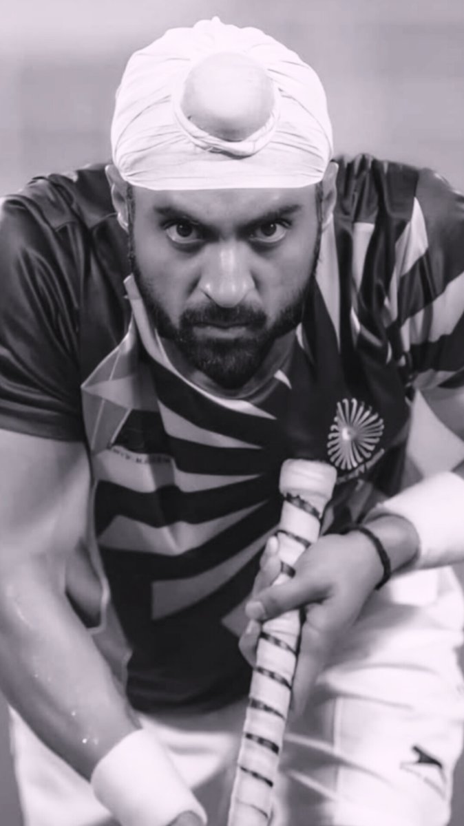 19jasmeetkaur's tweet photo. Diljit Dosanjh as Sandeep Singh from the movie “Soorma” completed it's 7 years today. 🏑💪🏻

#7YearsOfSoorma @diljitdosanjh https://t.co/w1sbkaWYue