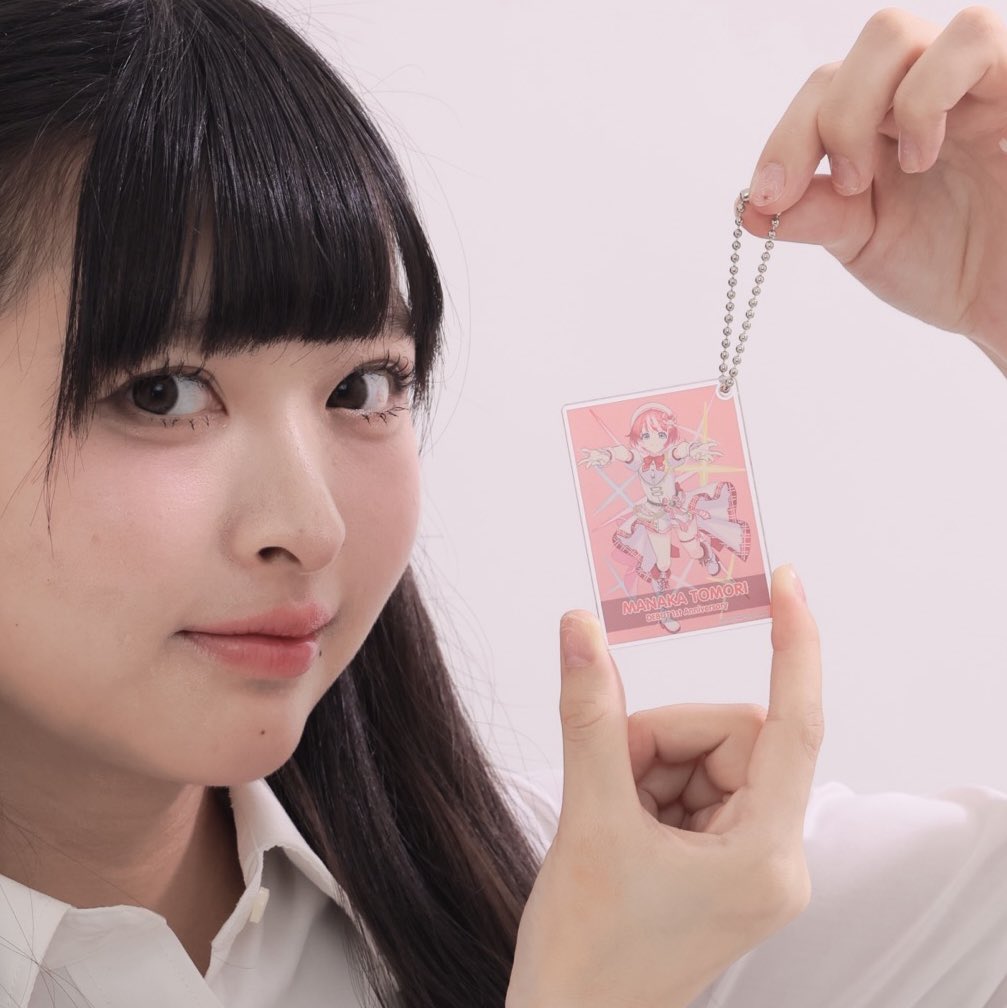 asobistore's tweet image. vα-liv アイドルデビュー1周年記念公式セット
アソビストア限定受注販売の〆切が
本日 7/13(日) 23:59です⏳
愛夏、宇宙、レトラの全3種。
アクリルキーホルダーの大きさと
仕様をご確認ください♬
▼商品まとめページはコチラ
shop.asobistore.jp/s/product/cata…
#ヴイアラ