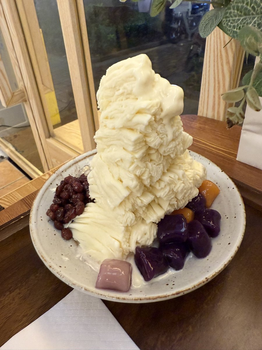 芒果绵绵冰
榴莲忘返冰
#マンゴーかき氷 #ドリアンかき氷 #天河