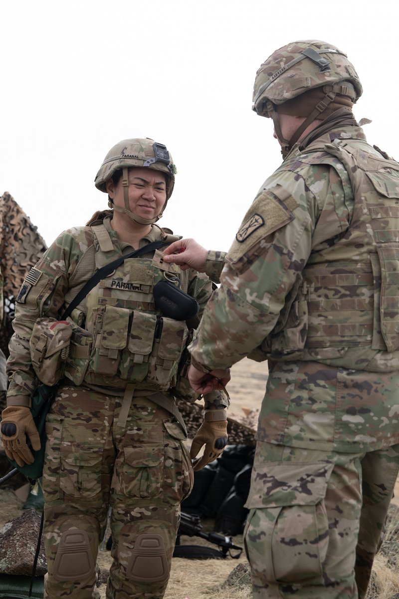 I_Corps's tweet image. Meet CW2 Leonica Paranal who promoted in the middle of a live-fire exercise, while 17th FAB delivered synchronized fires across a high-tempo battlefield. One team, one mission, zero slowdown. #whyiserve