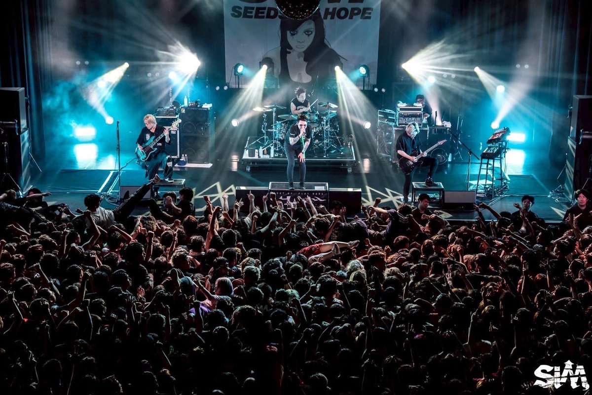 SiM_Official's tweet image. 【20YEARS TOUR】
20YEARS TOUR -SEEDS OF HOPE-
at GORILLA HALL OSAKA
ありがとうございました!
Photo by @kouhey0622
#SiM
#SiM20th