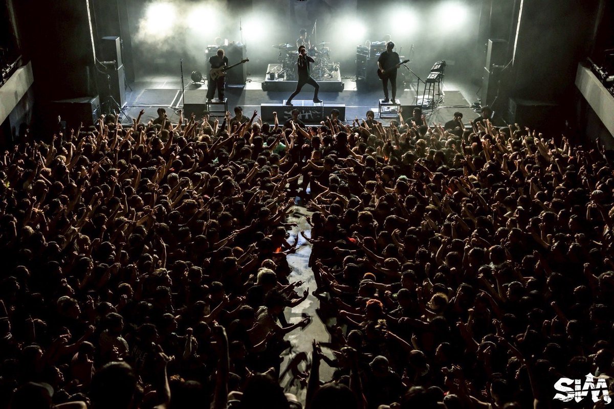 SiM_Official's tweet image. 【20YEARS TOUR】
20YEARS TOUR -SEEDS OF HOPE-
at GORILLA HALL OSAKA
ありがとうございました!
Photo by @kouhey0622
#SiM
#SiM20th